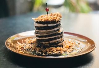 Torre De Berenjenas Y Rulo