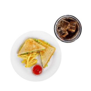 Sándwich Mixto Vegetal ( 3 Pisos) + Patatas Fritas +1 Refresco