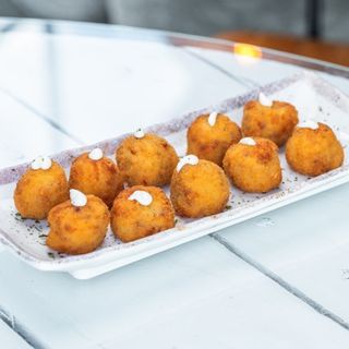 Croquetas Cremosas De Jamón Ibérico (10 Uds.)