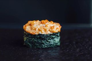 Запеченная спайси креветка