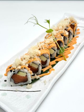 47. Spicy salmon - 8 pezzi