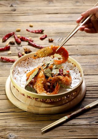 Gamberoni piccanti alle erbe aromatiche