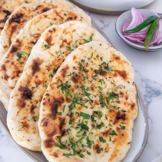 Cheese naan