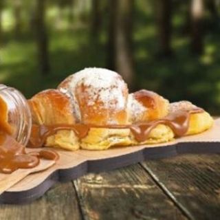 Croissant com Doce de Leite