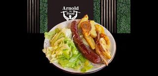 Комбо телешка наденица с гарнитура + Кока Кола