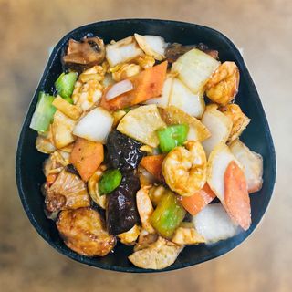 A80. Gambas Sobre Bandeja Quemada