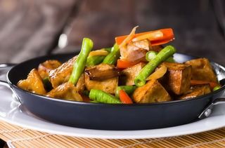 Tofu Stufato con Verdura