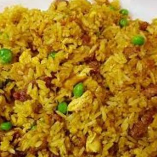 Arroz Frito Con Curry Y Ternera