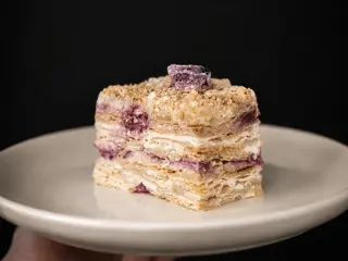 Наполеон з волинськими травами та журавлиною (140g)