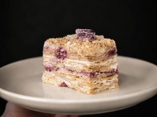 Наполеон з волинськими травами та журавлиною (140g)