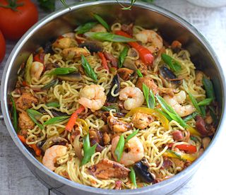 Indomie Special Noodles with Shrimps
