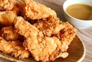 Tiras De Pollo Crujiente Con Rebozado Especial De La Casa (7 Uds.)