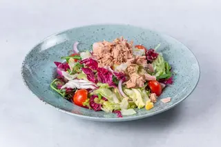 Salata sa tunjevinom
