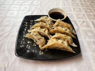 Gyozas (8 uds.)