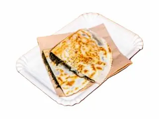 Cassone con erbe miste e mozzarella