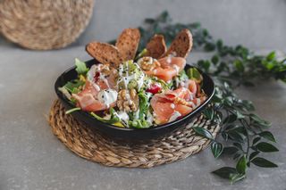 Salada de Salmão Fumado