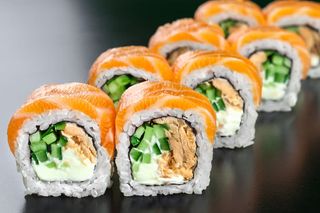 Рол Філадельфія Сакемас (250г)