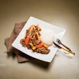Wołowina z bambusem i grzybami 400g