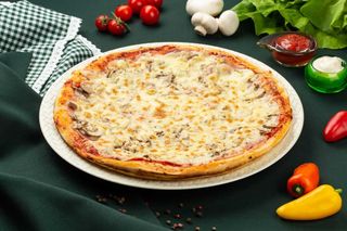 Pizza Prosciutto e Funghi Ø 32cm