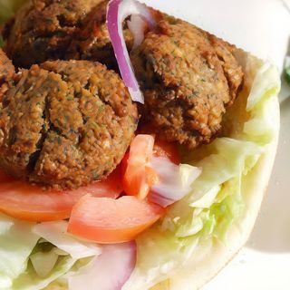Kebab De Pita Falafel