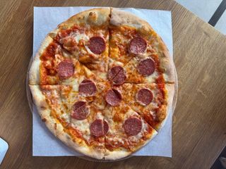 Піца Папероні (420г)