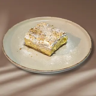Cremeş de casã