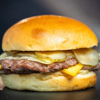 SMASH BRODWAY BURGER