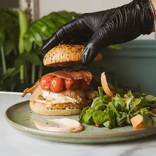 Lili's Burger 
