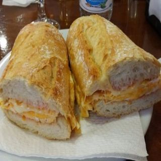 Bocadillo De Tortilla Francesa