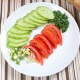 Гарнитура домати и краставици (150г)