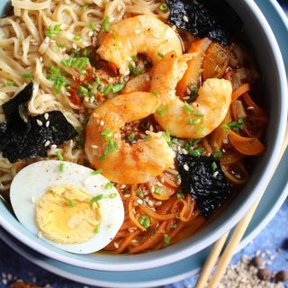 Рамен с морепродуктами