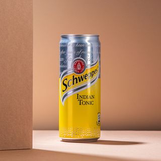 Напій Schweppes Indian Tonic 0,33л