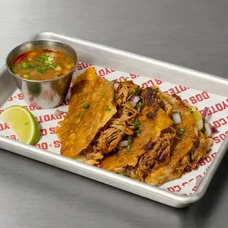 QUESATACOS DE BIRRIA DE CERDO DC
