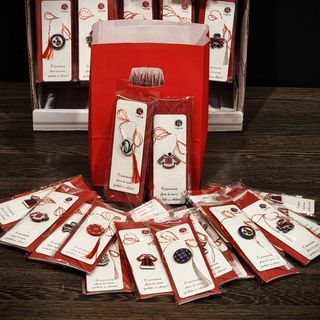 Pachet 20 martisoare Brosa Clasic motive traditionale, modele diferite