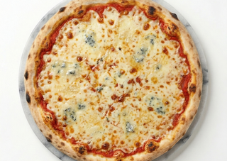 Quatro formaggi Ø 32cm