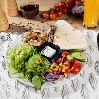 Shaorma sanatoasa la farfurie