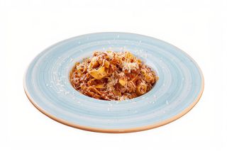 TAGLIATELLE AL RAGU DI MANZO