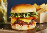Burger de vită cu cașcaval