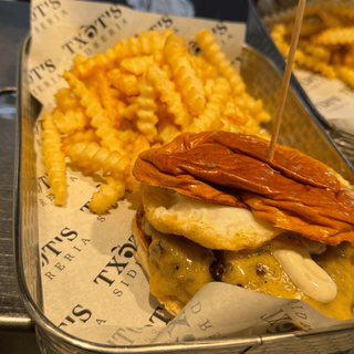 CHEESEBURGER TRUFADA