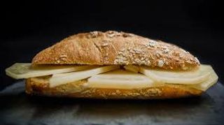 38 Bocadillo De Queso Manchego