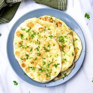Garlic naan