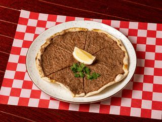 Ламаджо (Вірменська піца/коржик) (150g)