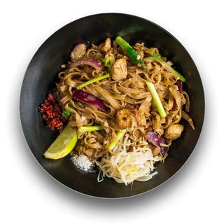 Пад Тай з куркою (гостре)