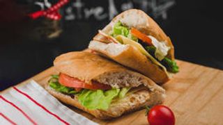 Omlet sendvič sa slaninom 350 gr