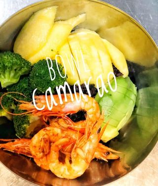 Bowl de Camarão e Bulgur