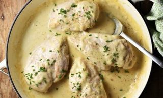 Pureći file u kremi od tartufa