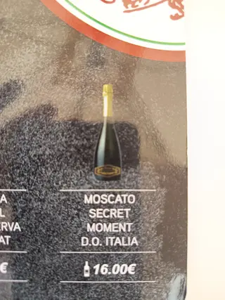 Moscato vino espumoso dulce italiano serva (botella 75 cl.)