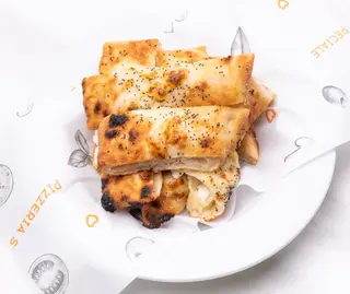 Моцарелена питка (300г)
