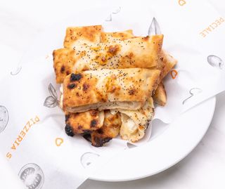 Моцарелена питка (300г)