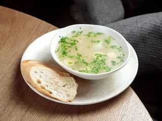 Курячий бульйон з пастою орзо 350г (350g)